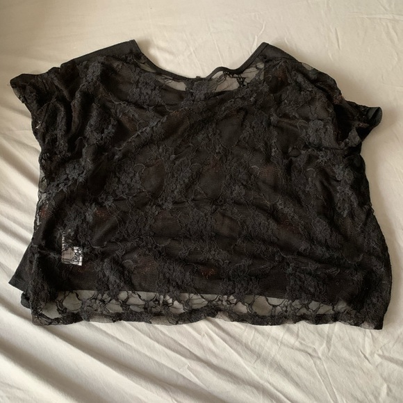 Black Lace Crop Top - Picture 2 of 2